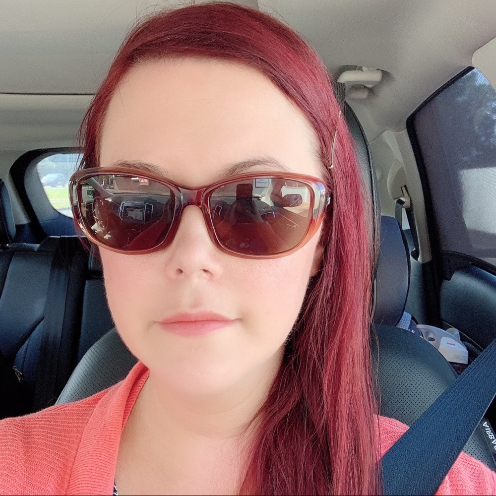 Meet your Posher, Megan
